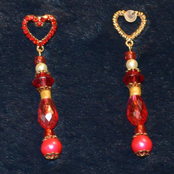 Red Rhinestones Hearts Red, White, & Gold Beaded Hanging Gold Stud Earrings - Picture 6 of 6